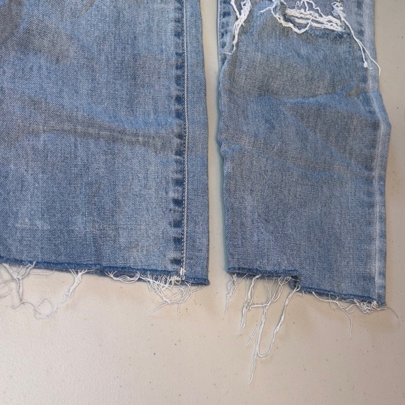 Sincerely Jules Light Wash Distressed Jeans - Picture 5 of 6